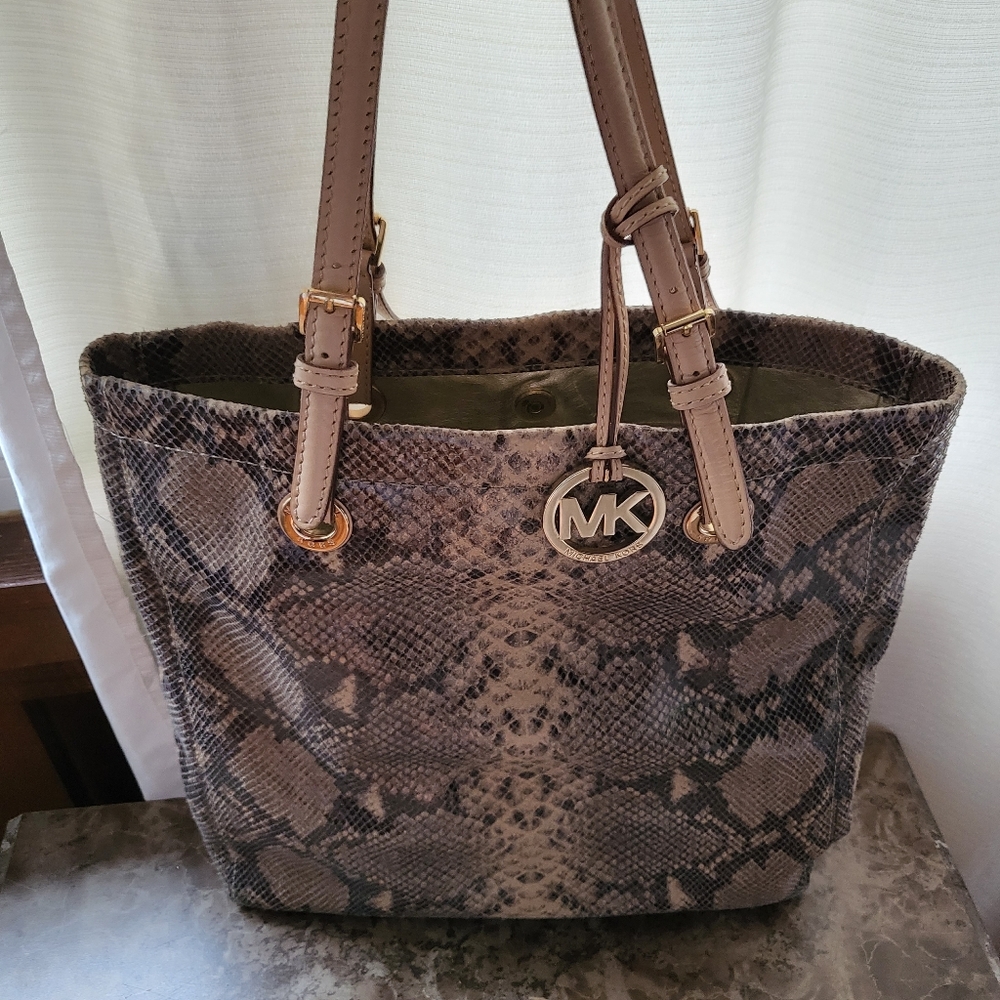 Mk tote bag